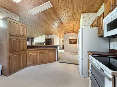 Kitchen - 3465 K, Escanaba, MI 49807 photo 2 of 5