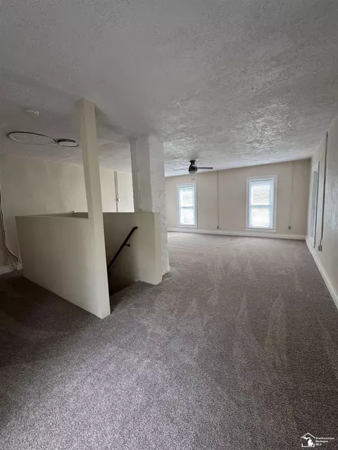 Living - 6735 N Telegraph, Monroe, MI 48162 photo 3 of 6