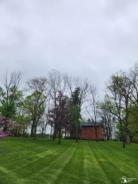 Exterior - 6735 N Telegraph, Monroe, MI 48162 photo 6 of 12