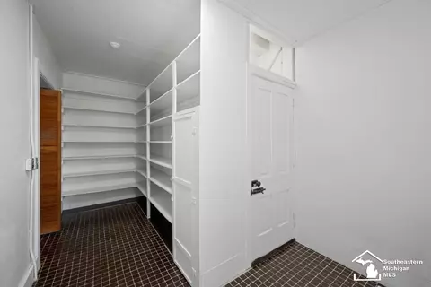 Entry Way - 6735 N Telegraph, Monroe, MI 48162 photo 1 of 2