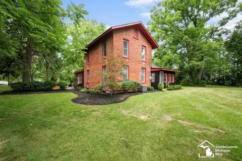Exterior - 6735 N Telegraph, Monroe, MI 48162 photo 1 of 12
