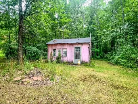 7738 Popple, Harrison, MI 48625