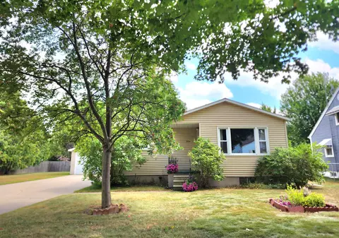 904 Frank, Bay City, MI 48706
