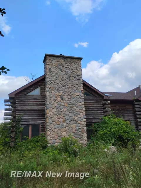 7310 Swan Crk, Saginaw, MI 48609