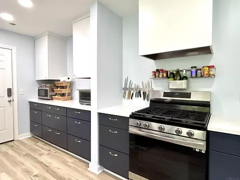 Kitchen - 21790 Mcphall, Armada, MI 48005 photo 2 of 4