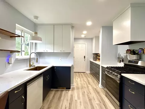 Kitchen - 21790 Mcphall, Armada, MI 48005 photo 4 of 4