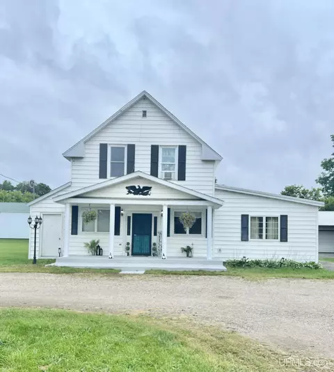 N15717 County 577, Vulcan, MI 49892