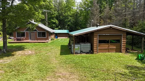 Exterior - 1094 Rm, Rock, MI 49880 photo 15 of 22