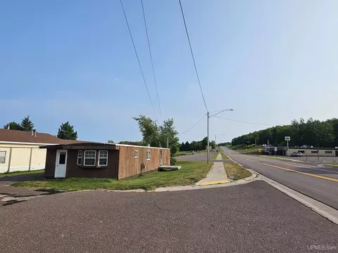 1 Painesdale, South Range, MI 49963