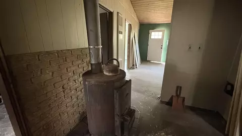 Entry Way - Undisclosed, Harrison, MI 48625 photo 2 of 3