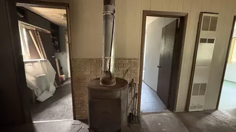 Entry Way - Undisclosed, Harrison, MI 48625 photo 3 of 3
