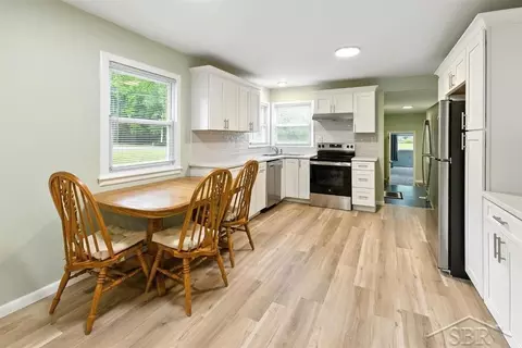 Other - 2910 E Baker, Midland, MI 48642 photo 2 of 11