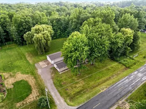 View/Area - 2910 E Baker, Midland, MI 48642 photo 1 of 2