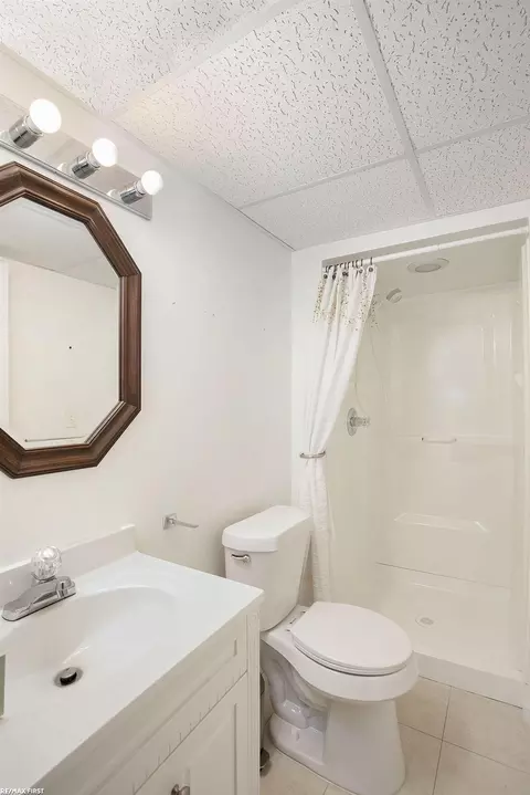 Bath - 49837 Hidden Vly, Macomb, MI 48044 photo 8 of 8