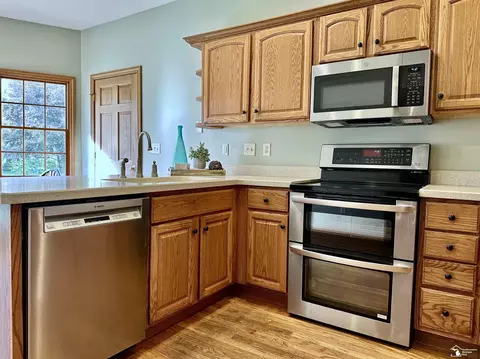Kitchen - 788 Windsor, Monroe, MI 48161 photo 2 of 5