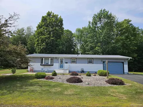 1029 Superior, White Pine, MI 49971 photo 2
