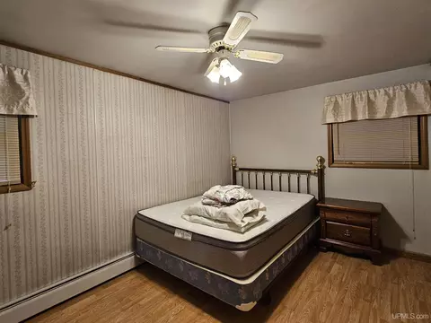 1029 Superior, White Pine, MI 49971 photo 17