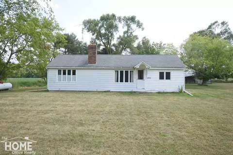 4512 N Carland, Elsie, MI 48831