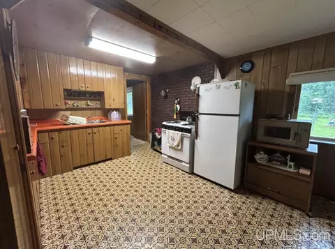 4753 W Tasson Rd, Ishpeming, MI 49849 photo 26