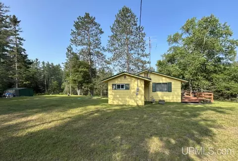 4753 W Tasson Rd, Ishpeming, MI 49849 photo 9