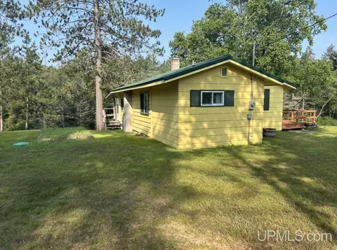 4753 W Tasson Rd, Ishpeming, MI 49849 photo 8