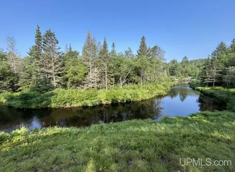 4753 W Tasson Rd, Ishpeming, MI 49849 photo 5
