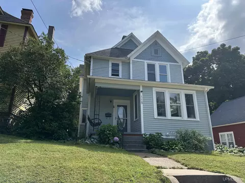 115 W W Cres, Marquette, MI 49855