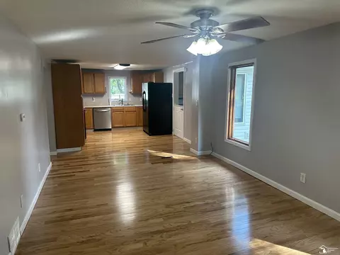 Living - 14508 Spruce St, Monroe, MI 48161 photo 2 of 3