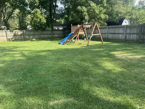 Exterior - 14508 Spruce St, Monroe, MI 48161 photo 3 of 4