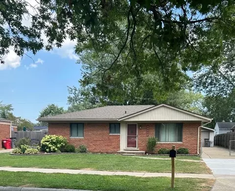 35342 Phillip Judson, Clinton Township, MI 48035