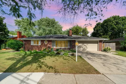 910 Passolt, Saginaw, MI 48602