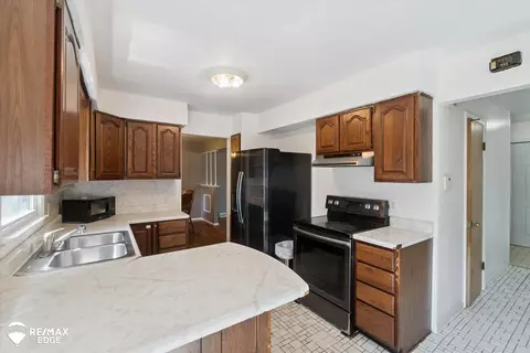 1825 Springfield, Flint, MI 48503 photo 16