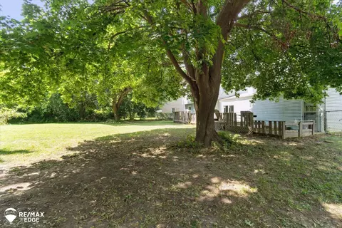 1825 Springfield, Flint, MI 48503 photo 51