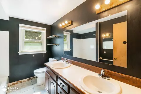 1825 Springfield, Flint, MI 48503 photo 38