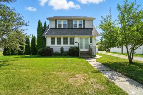 116 N Roessler St, Monroe, MI 48162