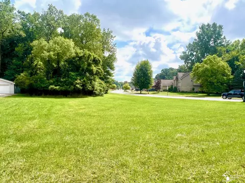 24664 E Huron Riv, Flat Rock, MI 48134