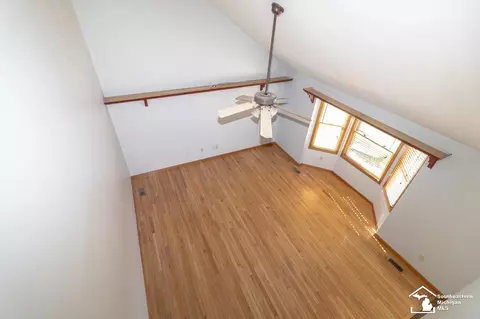 1099 Eagle, Temperance, MI 48182 photo 20