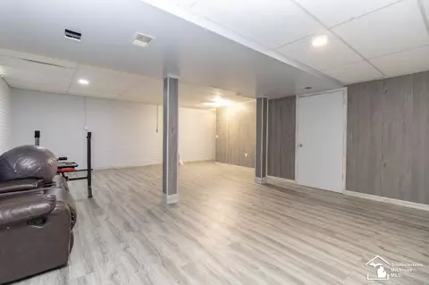 1099 Eagle, Temperance, MI 48182 photo 39