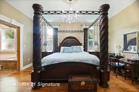 Bedroom - 4098 Crosby, Flint, MI 48506 photo 2 of 5