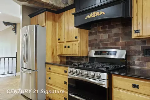 Kitchen - 4098 Crosby, Flint, MI 48506 photo 7 of 7