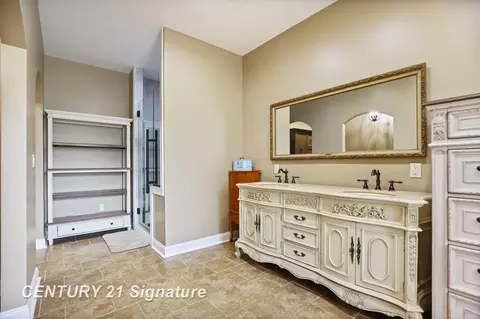 Bath - 4098 Crosby, Flint, MI 48506 photo 2 of 5