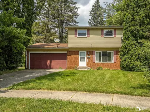 8648 Heather, Ypsilanti, MI 48198