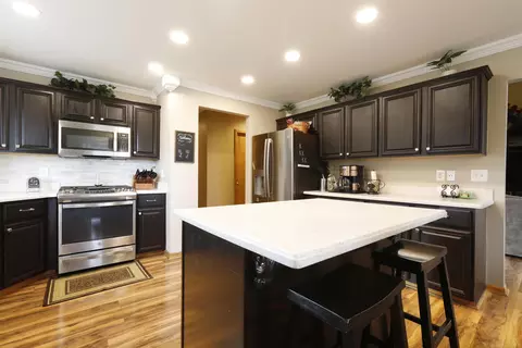 Kitchen - 21210 Fairfield, Macomb, MI 48044 photo 2 of 4