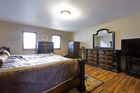 Bedroom - 21210 Fairfield, Macomb, MI 48044 photo 2 of 10