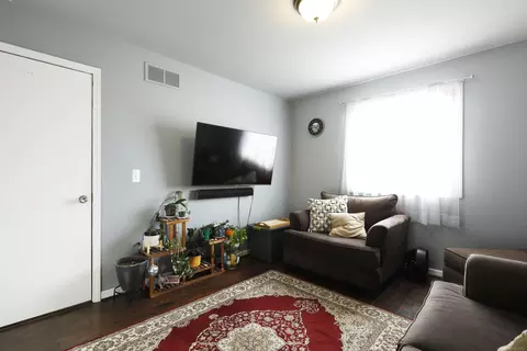 Living - 21210 Fairfield, Macomb, MI 48044 photo 6 of 6