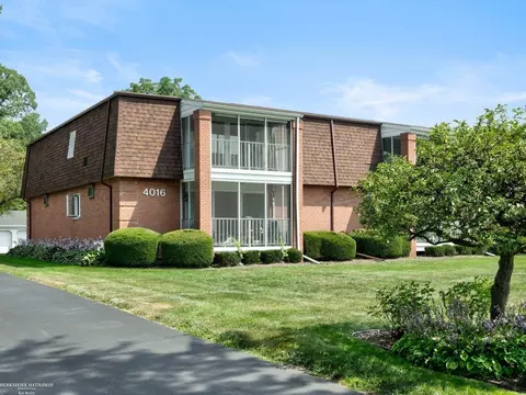 4016 Fairway #8, Fort Gratiot, MI 48059