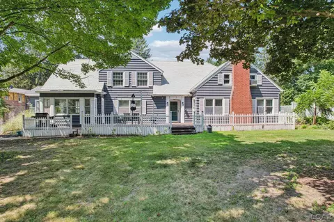 2550 Bent Oak, Adrian, MI 49221