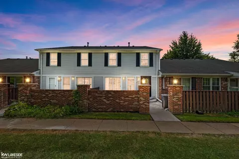 39595 Heatherheath, Clinton Township, MI 48038