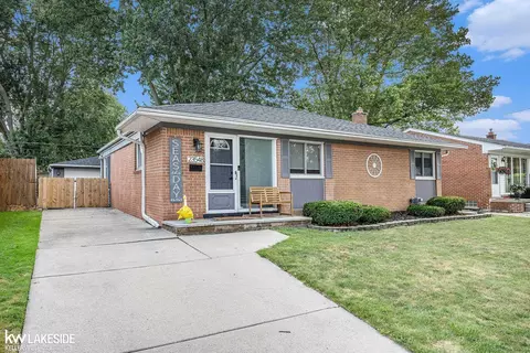 23548 Recreation, Saint Clair Shores, MI 48082
