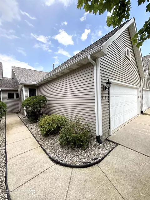 1222 Lempi, Davison, MI 48423